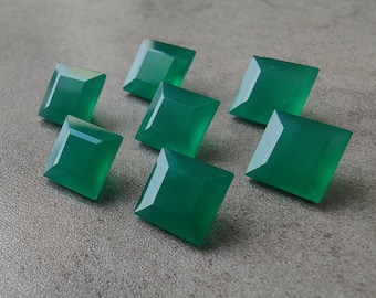 AAA+ Green Onyx : Square Faceted Cut, Calibrated Gemstones