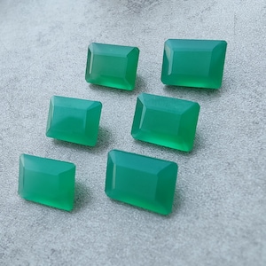 Natural Green Onyx Gemstone: Faceted Rectangle, AAA+ Quality