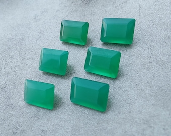 Natural Green Onyx Gemstone: Faceted Rectangle, AAA+ Quality