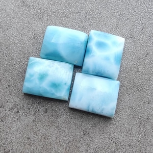 Cabujón de larimar natural AAA+: Gema de forma rectangular, tamaños calibrados.