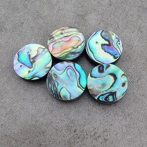 Natural Abalone Shell Round Shape Cabochon Flat Back Calibrated AAA Quality Wholesale Gemstones, All Sizes Available zdjęcie 10