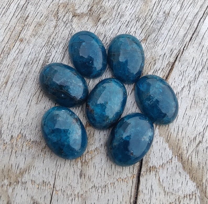 Cabochon de forme ovale, néon naturel à dos plat, calibrées AAA , pierres précieuses de qualité en gros, tailles personnalisées disponibles image 2