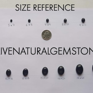 May include: Size reference chart for black gemstones, showing the size of each gemstone in inches. The chart includes a US quarter for scale. The text "LIVENATURALGEMSTONE" is printed below the chart.