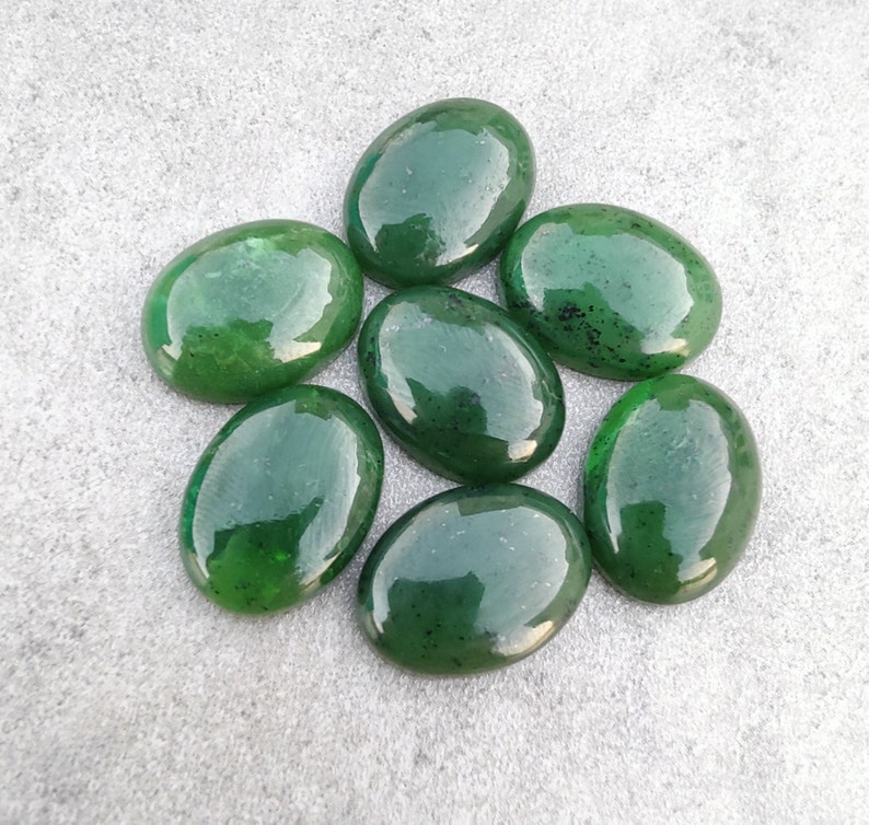 AAA calidad natural nefrita jade forma ovalada cabujón espalda plana calibrada piedras preciosas al por mayor, todos los tamaños disponibles imagen 6