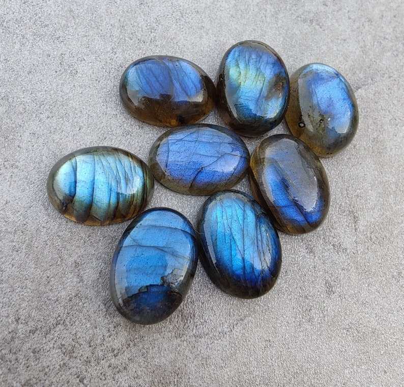 AAA Quality Natural Labradorite Oval Shape Cabochon Flat Back Calibrated Wholesale Gemstones, All Sizes Available zdjęcie 3