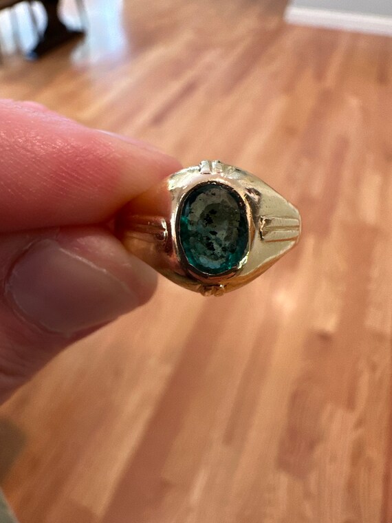 Emerald Ring Gem