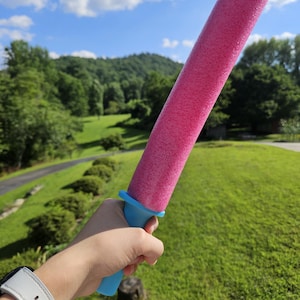 3d Printed Pool Noodle Handle for Fun times at Beach / Pool