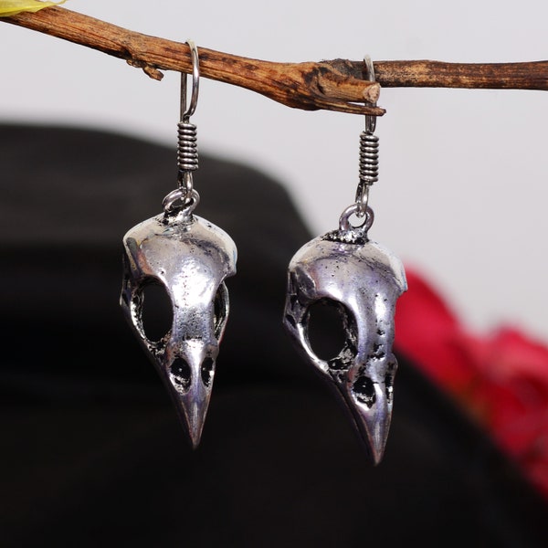 Créoles tête de mort oiseau // boucles d'oreilles bijoux anciens, uniques, bohème, or, argent, celtique, viking