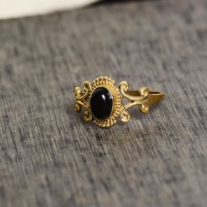 Black Onyx Antique Gold Ring: Vintage Ethnic Statement Jewelry
