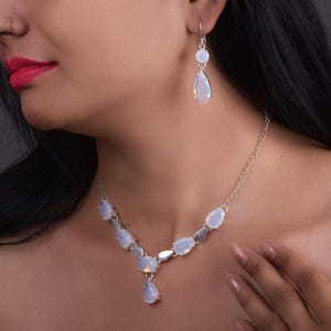 Collier pierre de lune, collier pierre de lune arc-en-ciel, collier pierre de lune plaqué argent, collier pierre de naissance juin, collier pendentif pierre de lune
