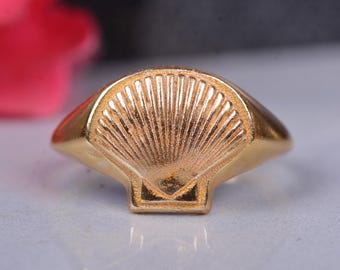 Gold Seashell Ring, Beach Inspired Shell Ring, Ocean Jewelry, Minimalist Summer Ring, Coastal Gift for Her
