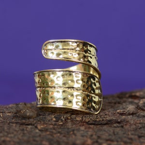 Gehämmerter Vergoldeter Messing Ring | Verstellbares Boho Band