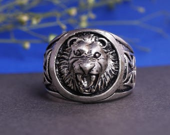 Löwenkopf Siegelring für Männer, oxidierter Silbermessingring, Gothic Biker Statement Ring, Vintage Cross Band Ring