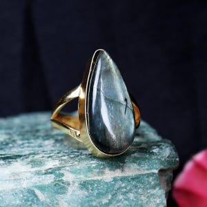 Natural Labradorite Ring, Brass Statement Boho Ring, Big Ring, Gemstone Ring