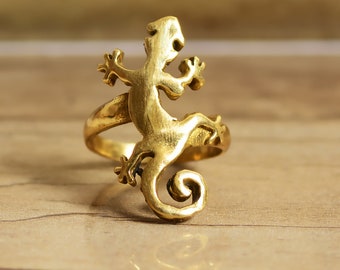 Gecko Lizard Ring, Brass Gold Animal Ring, Reptile Jewelry Ring, Boho Lizard Ring, Nature Inspired Ring, Unique Animal Jewelry,