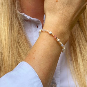 100% handmade gemstone bracelet fertility/desire to have children with 18K gold-plated 925 silver beads