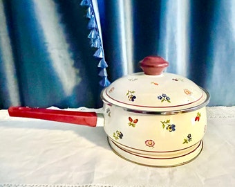 Rare Vintage Villeroy and Boch Petite Fleur Enamel 8.5 inch Pot with Lid