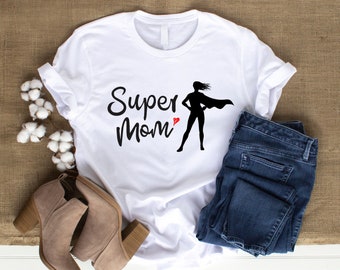 Super Mom, Mom Mommy Mama, Muttertagsgeschenk, Geschenk für Mom, süßes Mom Geschenk, lustiges Mom Shirt, cooles Mom Shirt Comfort Colors T-Shirt