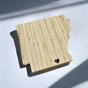 Arkansas-Shaped Personalized Bamboo Cutting Board | Sierra Heirloom | All 50 states Available