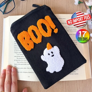 Creepy &quot;Boo Ghost&quot; Kobo Sleeve - Handmade Spooky Kindle Case, Halloween Paperwhite Pouch, Fun Tufted E-Reader Cover, Trick Treat Book Gift