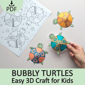 以下が含まれることがあります： カラフルな3Dカメの切り抜きを使ったクラフトプロジェクト。カメはオレンジ、青、黄色で、緑色のひれと頭があります。カメの輪郭が描かれたPDFテンプレートも表示されています。「BUBBLY TURTLES Easy 3D Craft for Kids」というテキストが下にあります。