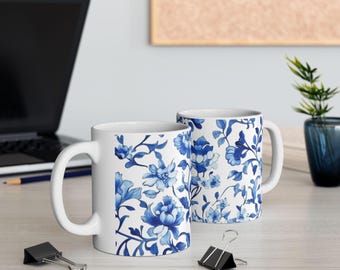 Taza de cerámica con estampado floral azul / Diseño floral estilo porcelana