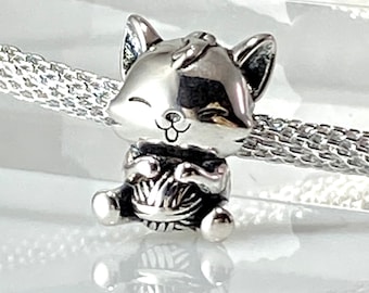 Sterling Silver Kitten with Ball of Yarn Charm