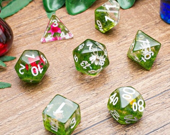 Deitie's Flower - Polyhedral DnD Dice wildflower dice resin