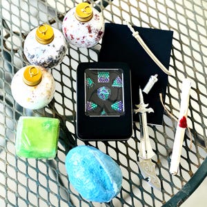EPIC LONG REST Dungeon master care kit D&D Dice Inside! Dnd Soap - Dungeons and Dragons Soap bathbomb Christmas gift best gift ever