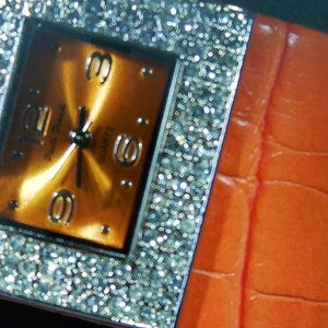 Ladies quartz watch