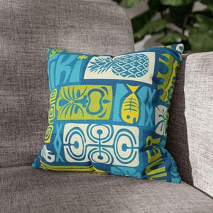 Tropical Tiki Pattern Pillowcase | Pineapple Fish Motif Square Pillowcase