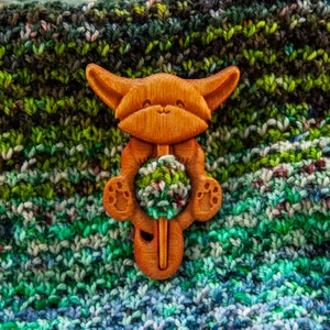 Baby Fox! - 1 super adorable shawl pin