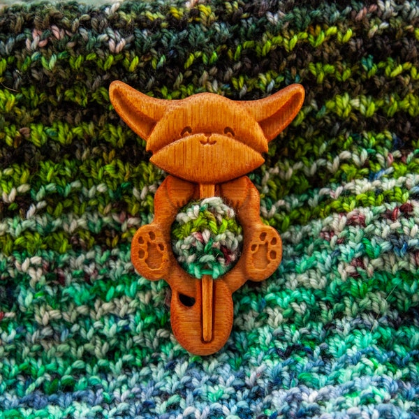 Baby Fox! - 1 super adorable shawl pin