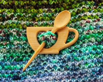 Nothing like a cup of tea! - 1 super adorable shawl pin