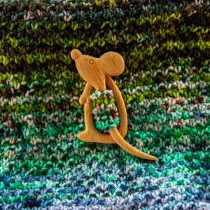 Cute mouse friend shawl pin! - 1 super adorable shawl pin