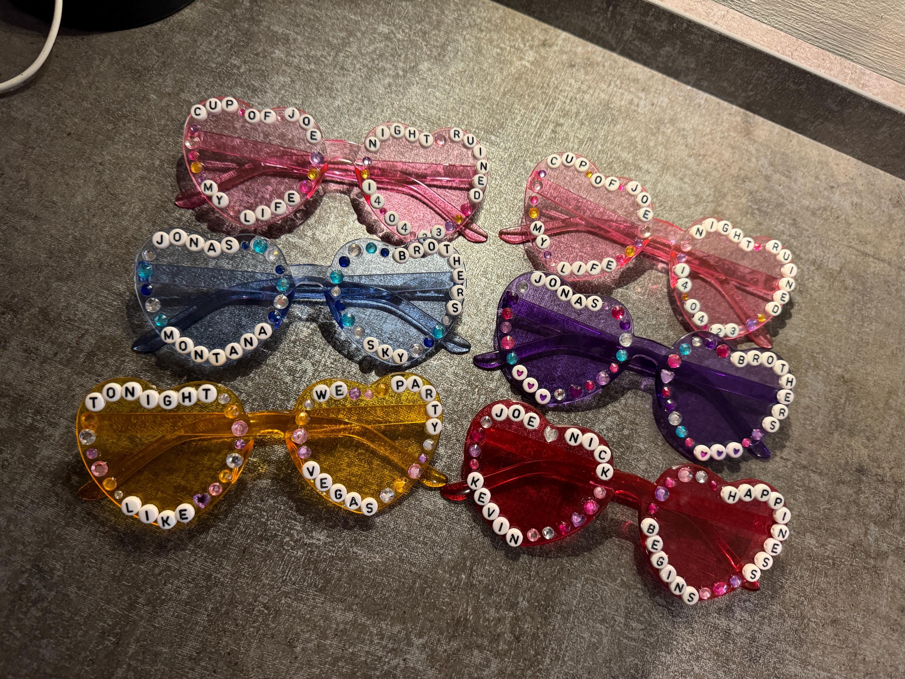 【rs-3】 ビーズリング ✿ 韓国 カラフル 蝶々 ハート Jonas Brothers Hand Decorated Love Heart Glasses - Greetings From