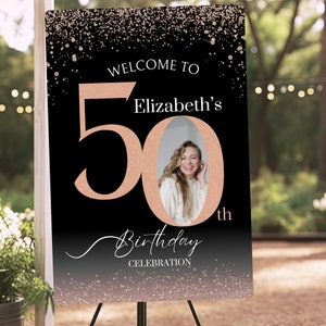 Letrero de bienvenida con foto para 50 cumpleaños, póster imprimible de bienvenida para fiesta con brillo en negro y oro rosa, plantilla de bienvenida con foto para 50 cumpleaños de mujer.