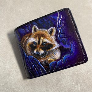 Personalized Leather Wallet with Embossed Raccoon Birthday Wedding Gift,Cute Custom Womens or Mens wallets for Mom &Dad,gifts for him or her