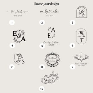 Puede incluir: Una selección de diez opciones de diseño para artículos personalizados. Los diseños incluyen varias fuentes, iniciales y elementos florales. El texto incluye "the Hudsons", "emily & alex", "EST. 2025", "EMILY & ALEX", "Emily & Alex", "PAUL & HAVEN" y fechas.