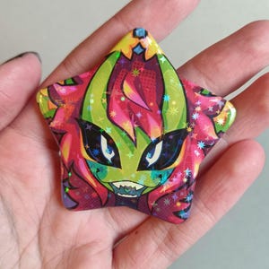 Mars Alien star shaped button/pin