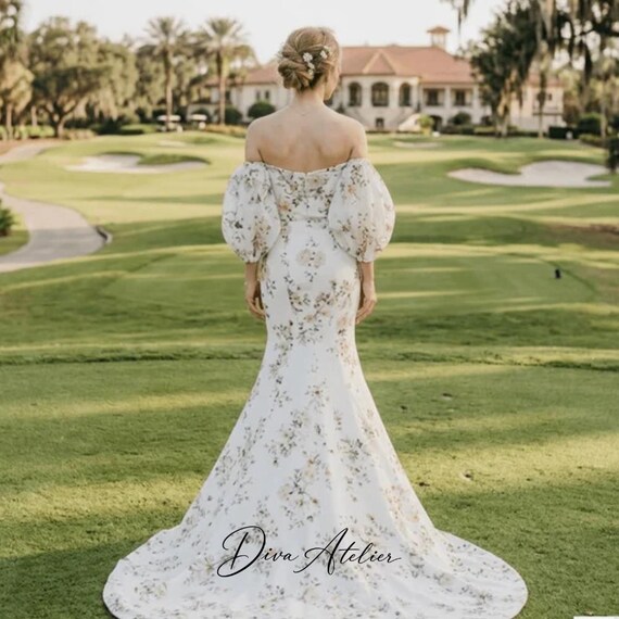 boho mermaid wedding dress Floral Dress, Off-shoulder Bridal Gown, Romantic Chapel Train, Reception Long Mermaid Style Fabric Size:US 42 Fairy strapless light pink dress with chiffon skirt Floral Applique Beach Wedding