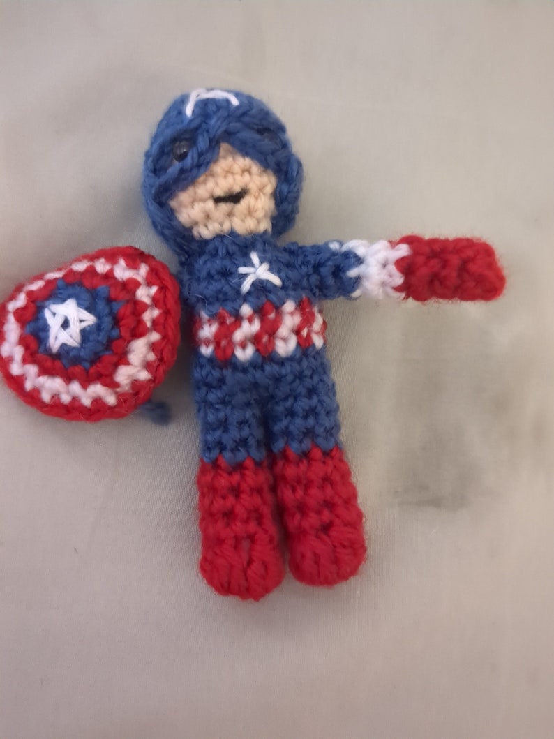 Captain America crochet amigurumi figure image 1