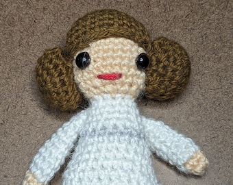 Princess Leia crochet amigurumi figure