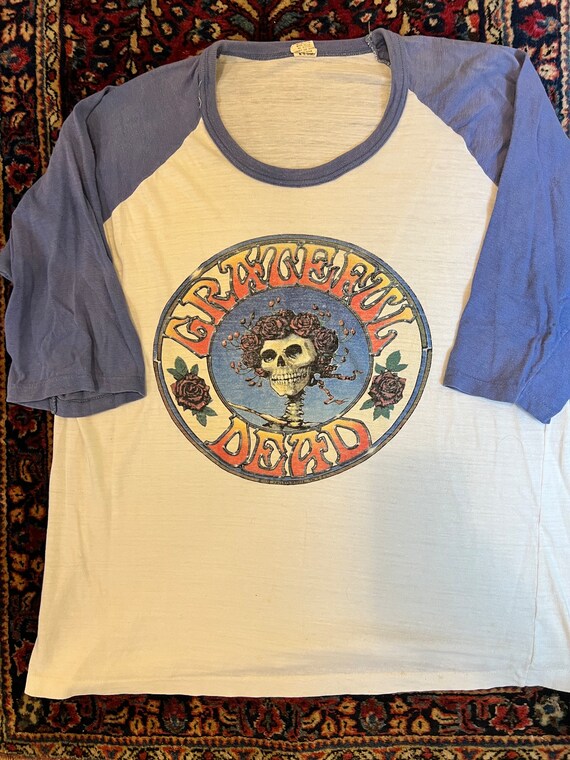 Grateful Dead Vintage Raglan Style T-shirt, Medium/large