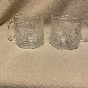 Set of 2 Vintage McDonalds The Riddler 1995 DC Comics Batman Forever Collectors Coffee Mug