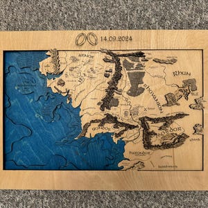Kaart van Middle Earth. Heren van ringen. 3D houten kaart lasergesneden. 3 formaten, 5 lagen. Digitaal bestand. PDF-SVG-DXF. Lasergesneden bestand.