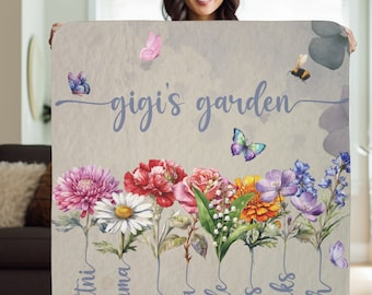 Decke für Mama, Muttertag, Premium-Fleece werfen, Garten-Thema, Geburtsblumen, personalisiert, kundenspezifische Decken, für Oma, Nana's Garten, Design2