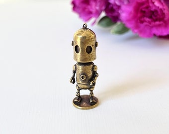 Bitsy, the Brass Robot Figurine