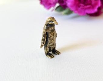 Mosiężna figurka pingwina