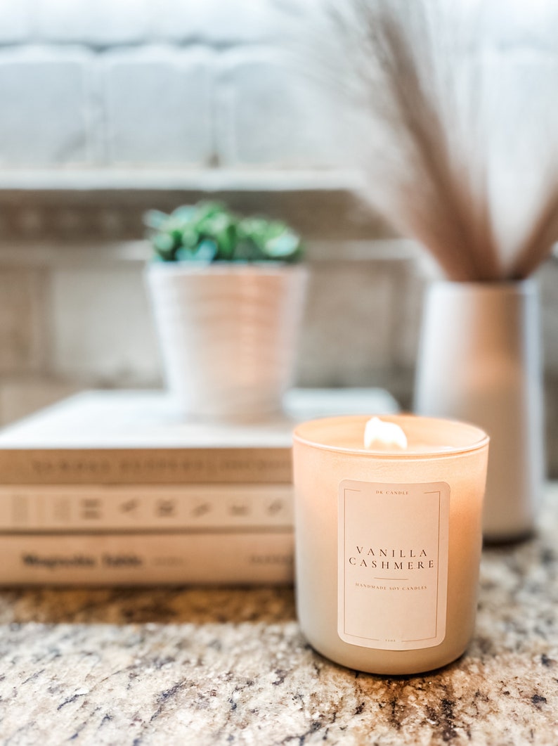 Handmade Luxury Wood Wick Soy Candle Vanilla Cashmere Perfect for